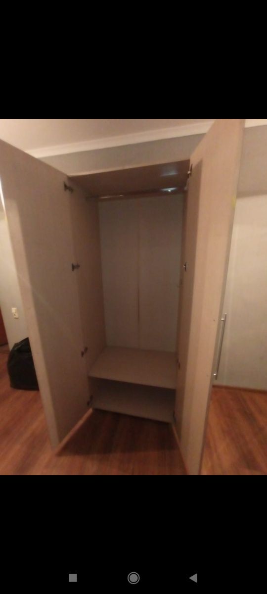 Шкаф для одежды. Высота 211 см
