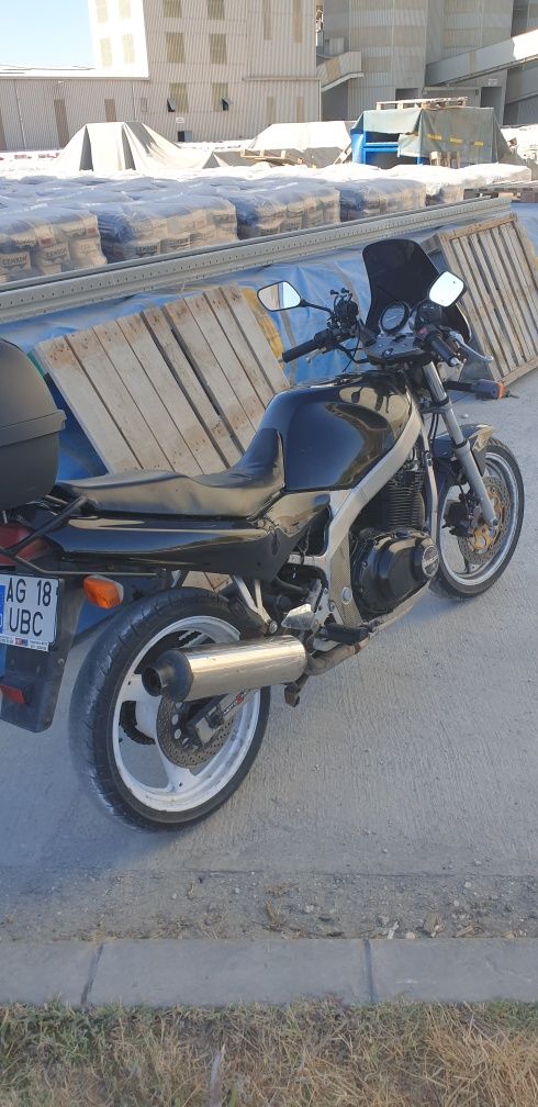 Vand 2 Suzuki Gs500 sau schimb cu ceva A2