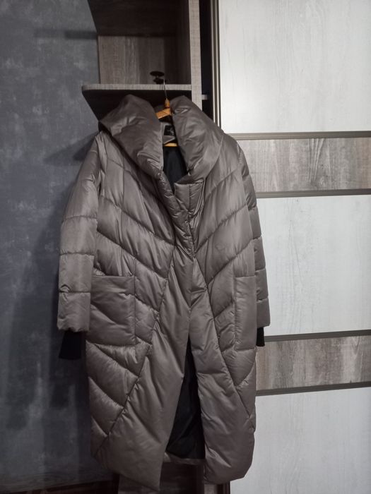 Продам куртку. Новая. Размер М.