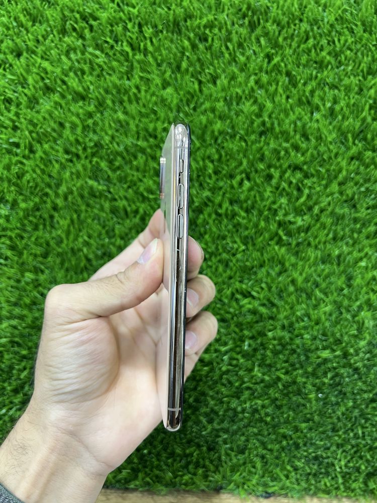 iPhone XS 64 gb ideal