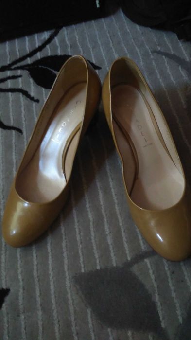 Pantofi piele Casadei - 38, Paul Green - 37, deosebiti
