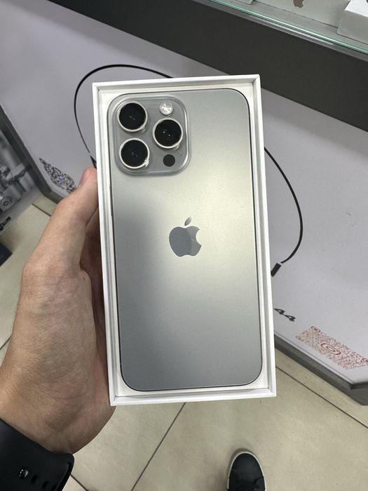 iPhone 15 Pro Max 256GB Natural Titanium!