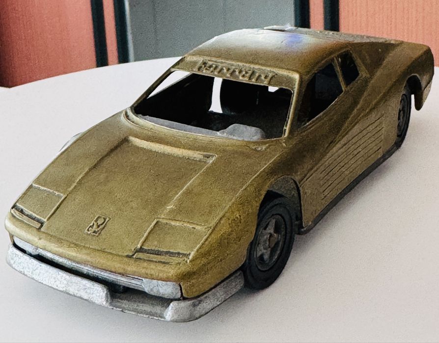 Mașină colecție Ferrari Testarossa din fier (machetă)
