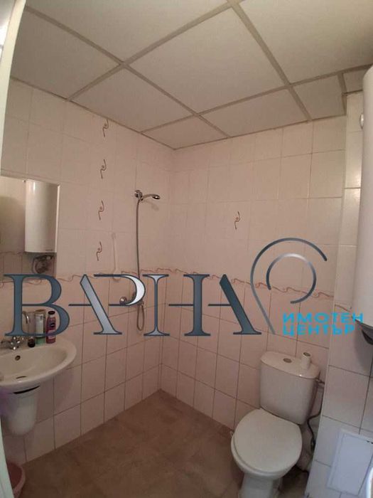 Дава се под наем Двустаен апартамент в Варна, Център - 50 кв.м за 357 € - Снимка #6