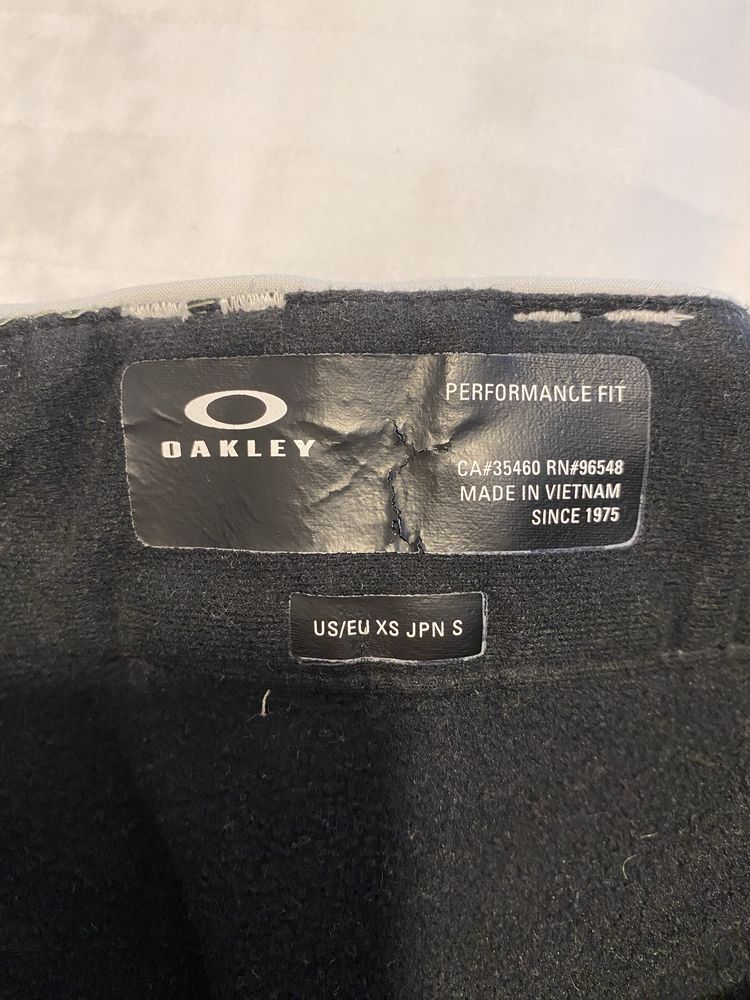 Бял ски панталон Oakley
