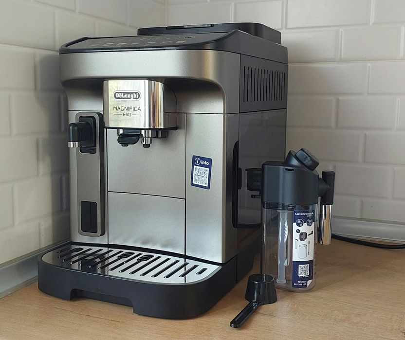 Кофемашина Delonghi