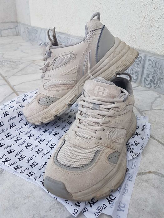 Adidas pullandbear gri/bej