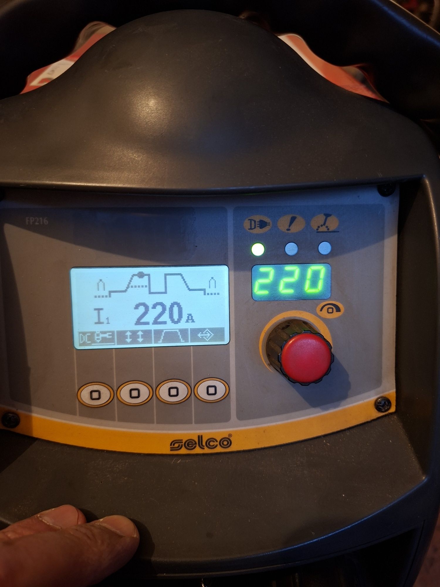 Selco Genesis 2200 ACDC аргонов апарат