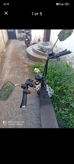 Батерията държи до 50км със едно зареждане .Моторчето е