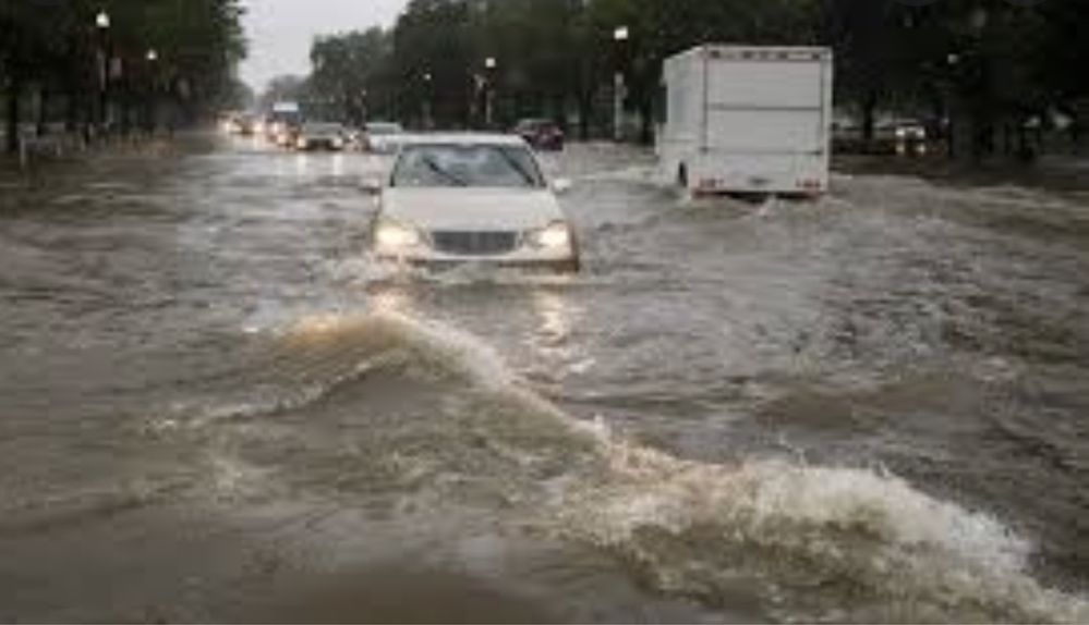 Interventii inundatii, desecari  non stop
