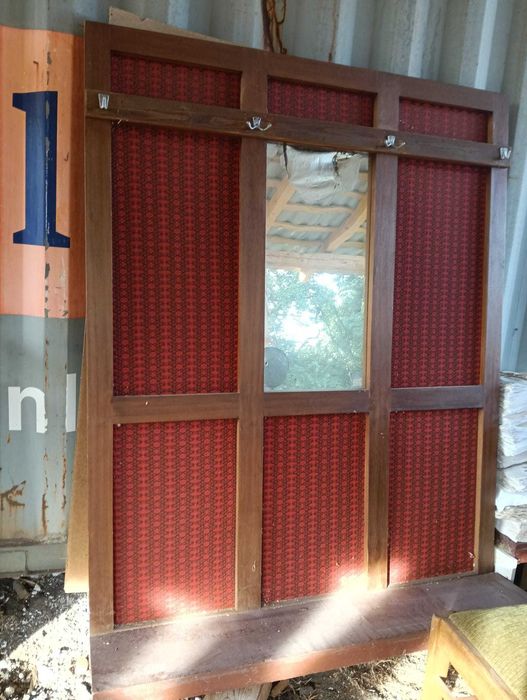 Mobila  Umerase pentru haine si suporturi. Antic Stejar