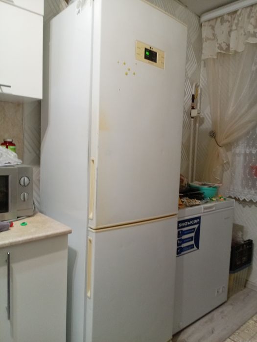 Продам холодильник LG