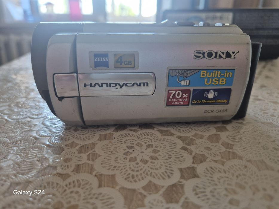 Видеокамера Sony