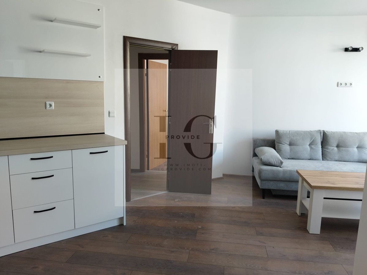 Продава се Тристаен апартамент в к.к. Слънчев бряг - 76 кв.м за 1028 €/кв.м - Снимка #2