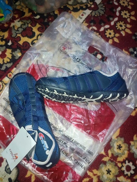 Сетчатые кросовки