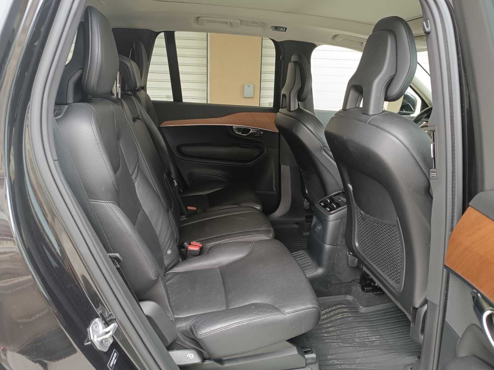 Volvo Xc90 T8 Recharge 7-местен 392кс Обслужен