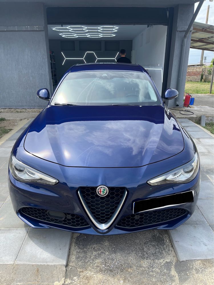 Alfa Romeo Giulia 2.2