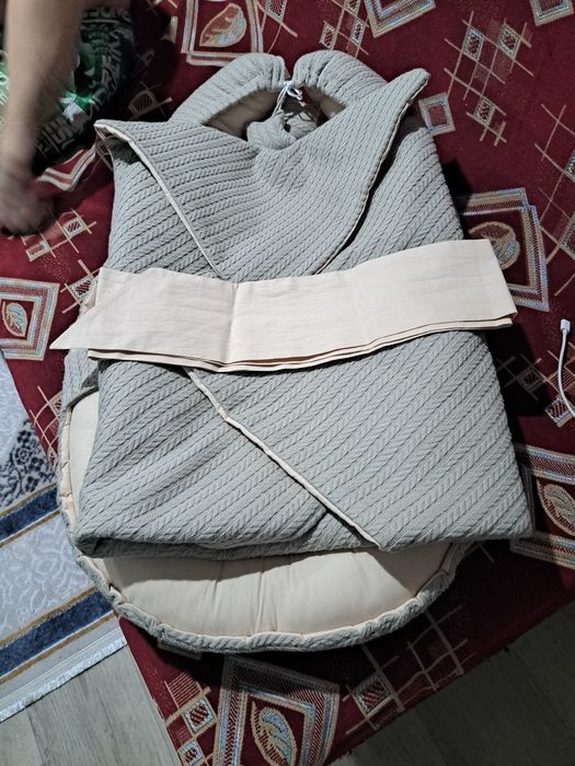 Продам кокан и одеяло детский новый 10000т..