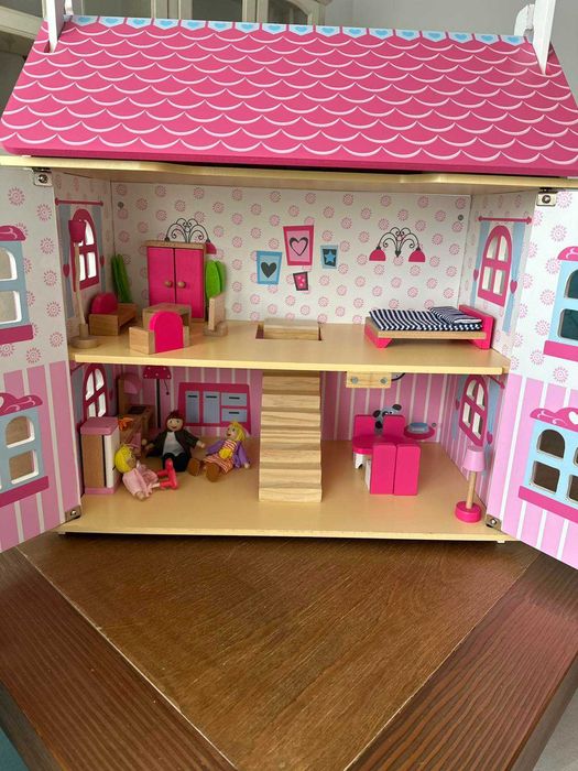Дървена къща за кукли, Tooky toy