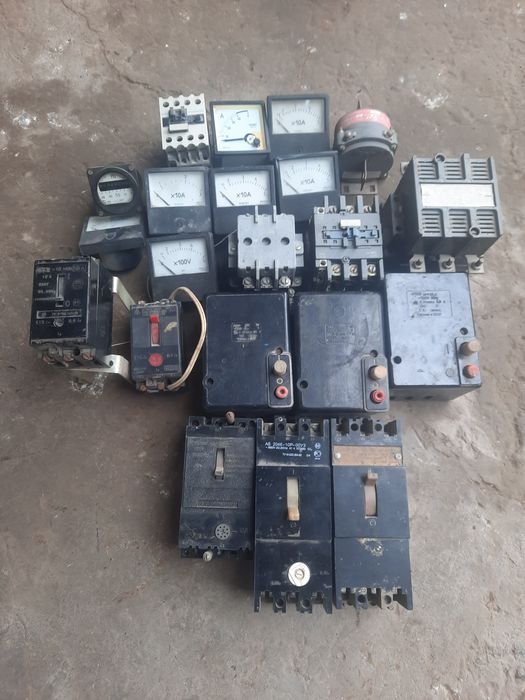 Продам амперметор,автоматы и вольтметры