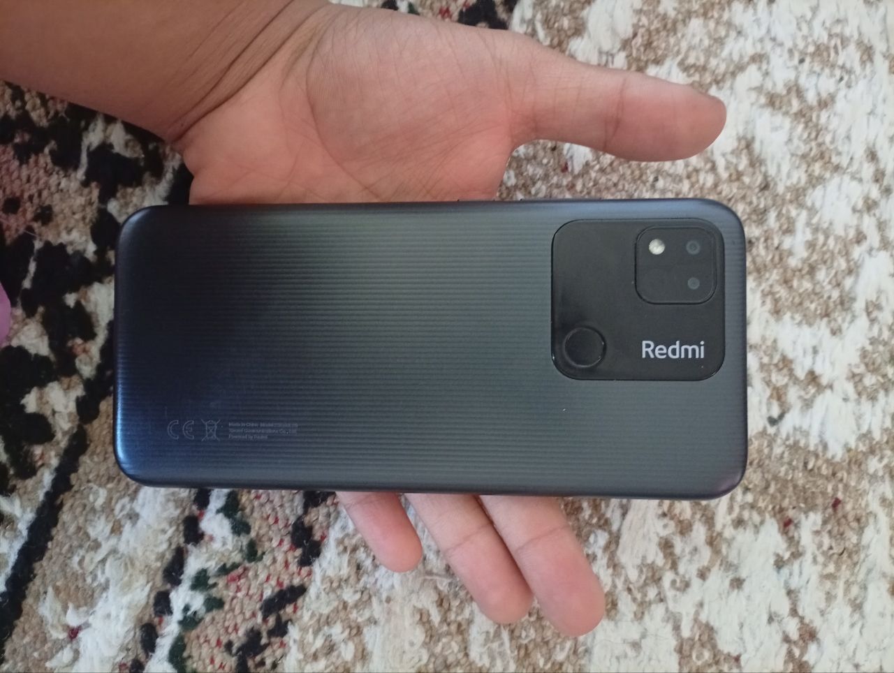 Redmi 10a 64 xotirali. Hamma joyi ishledi. 2 kungacha zaryadi yetadi