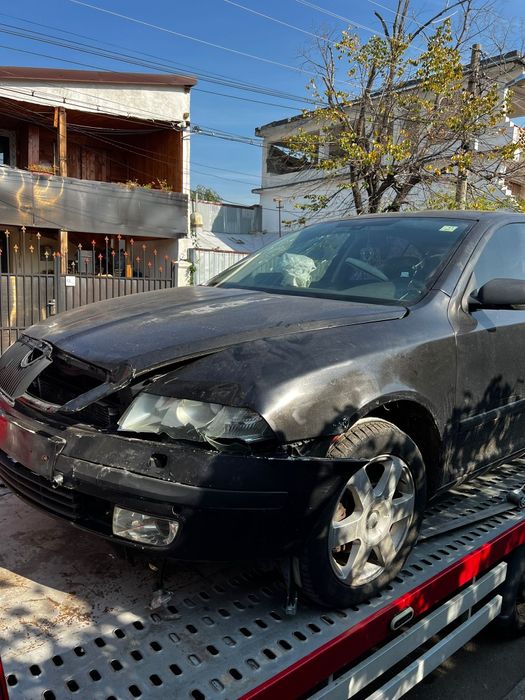 Dezmembrez skoda 2.0 dsg