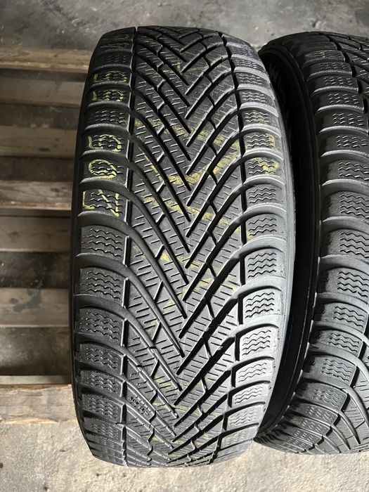 2 anvelope iarna 205/55/16 Pirelli 6.4 mm!