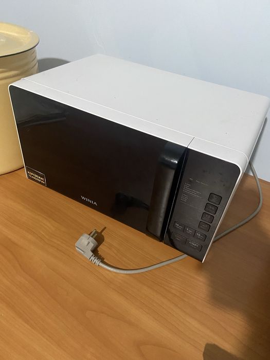 Микролновая печь.