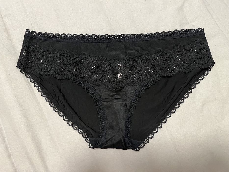 Дантелено бельо Victoria's Secret S, M р-р