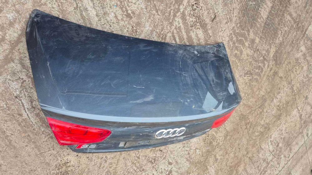 Audi A8 / S8 заден капак