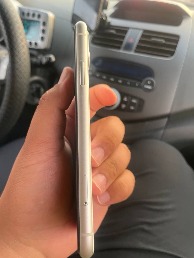 Iphone 11 oq sastayana idiyal