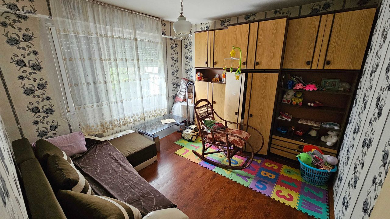 Продава се Тристаен апартамент в Разград, Орел - 75 кв.м за 1088 €/кв.м - Снимка #6