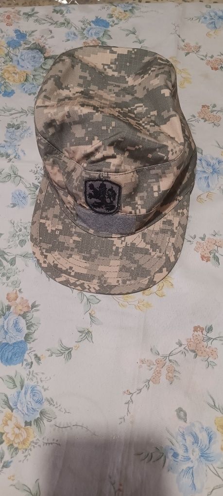 Продавам чисто нова Военна шапка номер 59