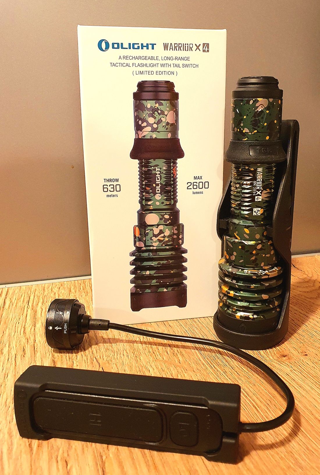 Olight Warrior x4 editie limitata splash camo verde