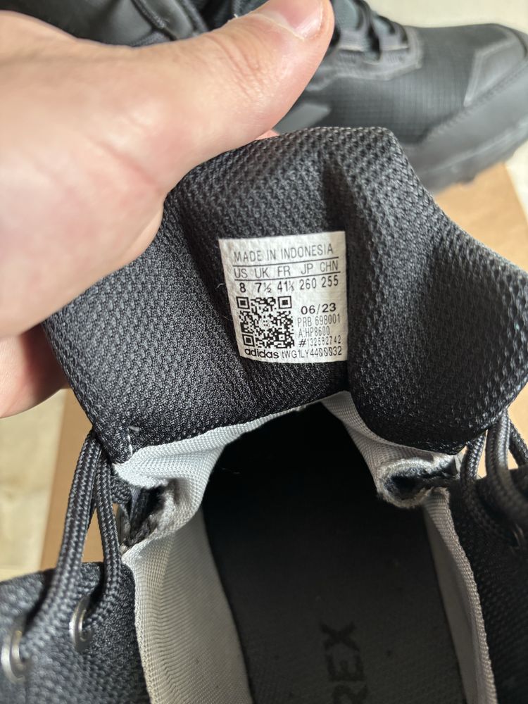Обувки Adidas Terrex