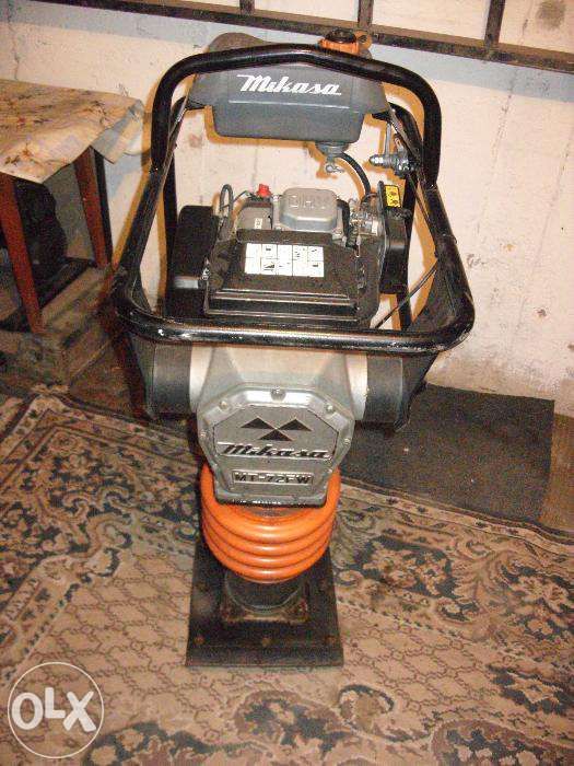 placa vibranta 90 kg--100 kg--2 to ,mai compactor, si alte scule