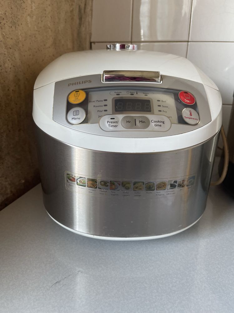 Мултикукър Philips HD3037/70, 980 W