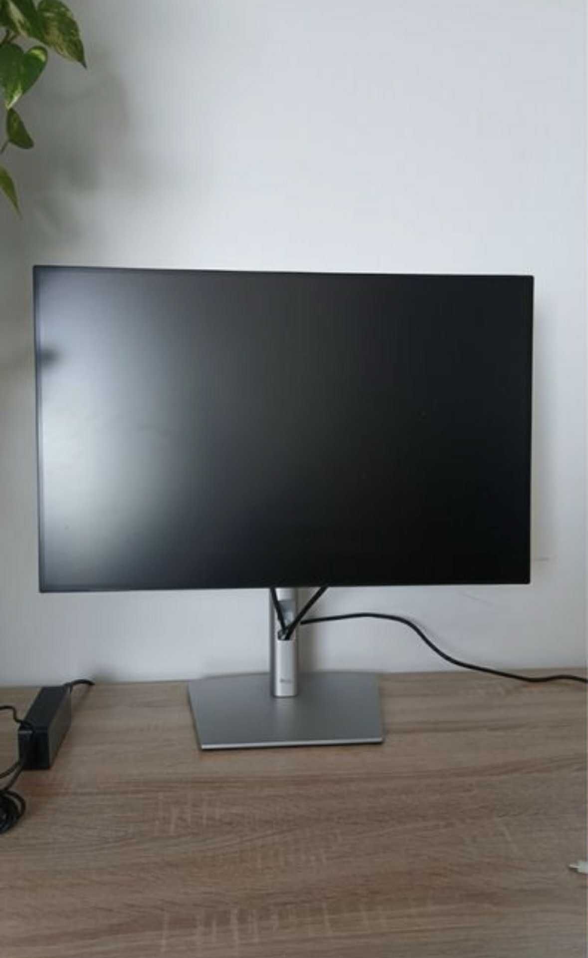 Нов! Монитор Dell - U2421E, 24.1'', WUXGA, IPS, Anti-Glare, USB Hub