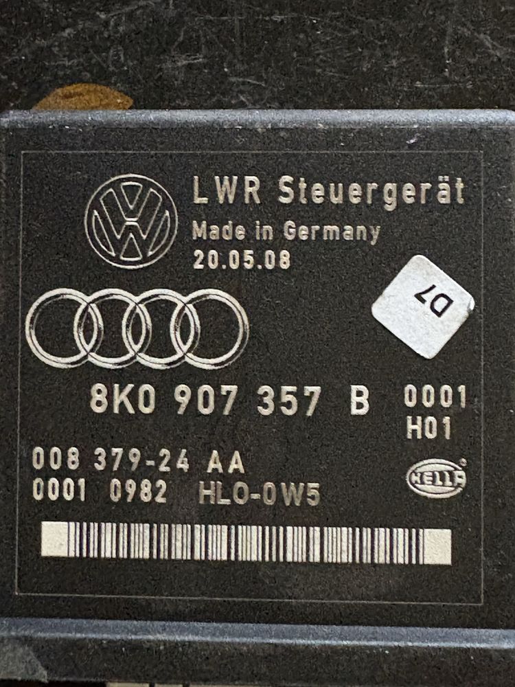 Audi A4 B8 Модул Светлини