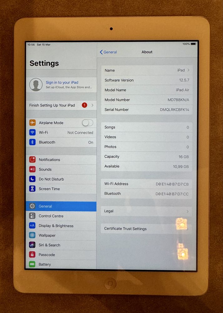 Apple iPad Air 16GB