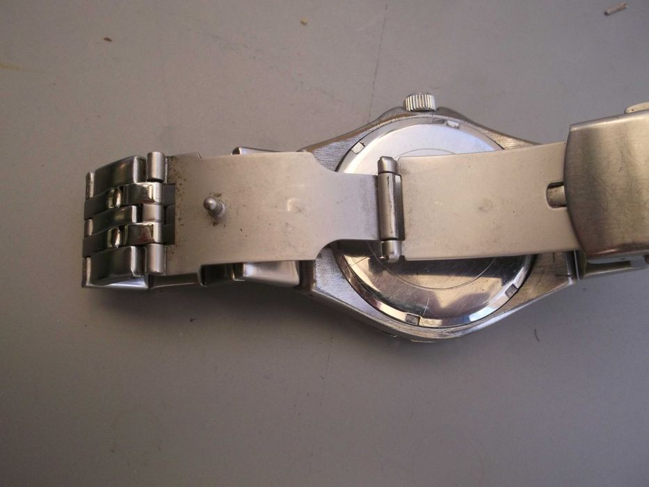 ceas  guess original, pt. barbati, ca nou - 180 lei