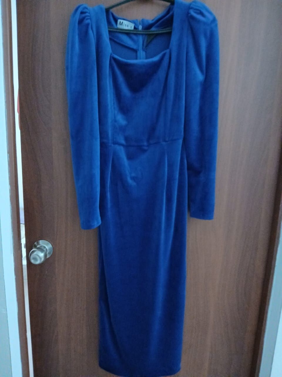Продам женскую одежду