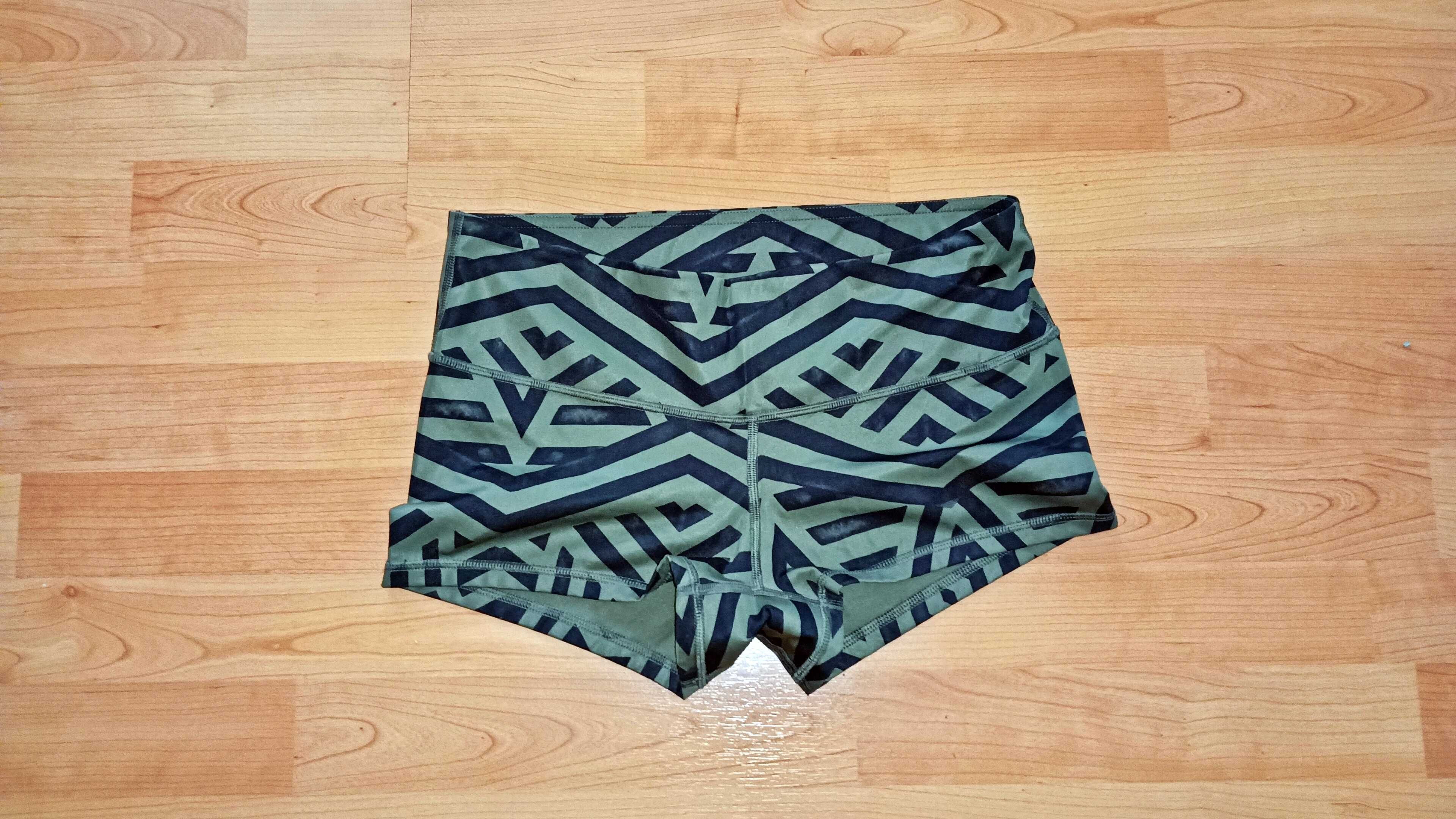 Lululemon оригинални готини