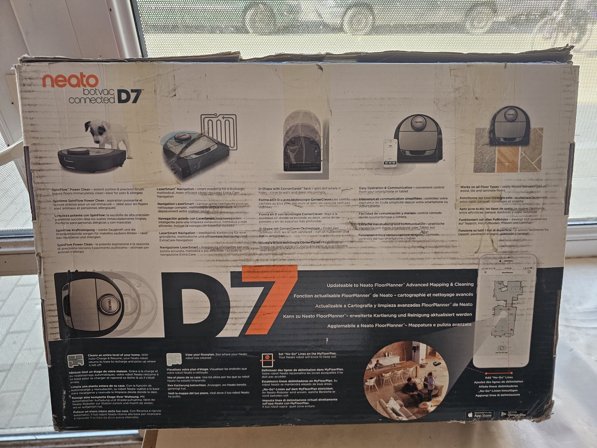 Робот прахосмукачка Neato D7
