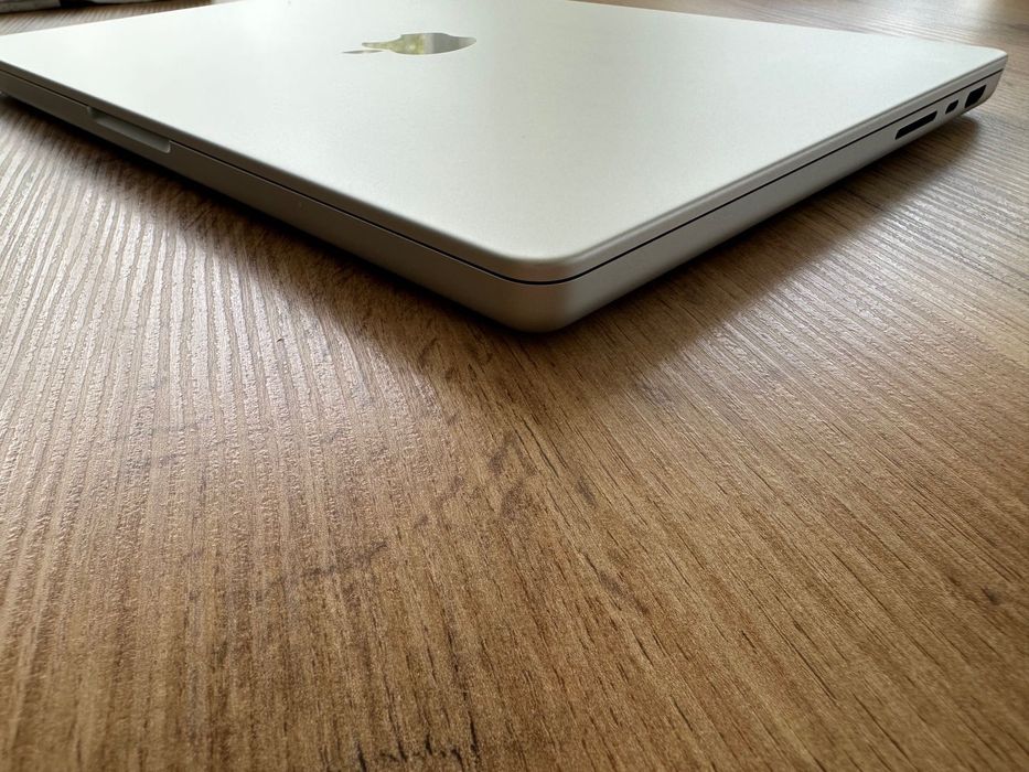 MacBook Pro 14" M3 PRO 12-CPU, 18-GPU, 36GB RAM, 1TB SSD