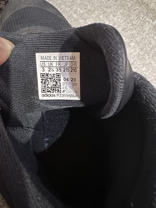 Маратонки Adudas и Nike