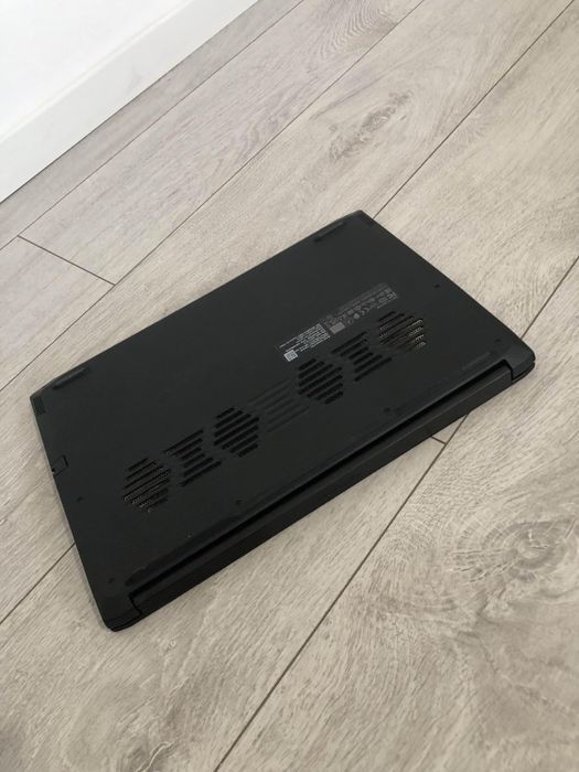 Lenovo Ryzen 5 5600h gtx1650 16gb ram 500gb ssd m2