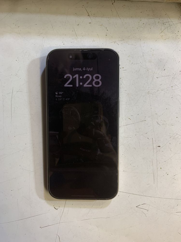 iPhone 15 pro 128gb