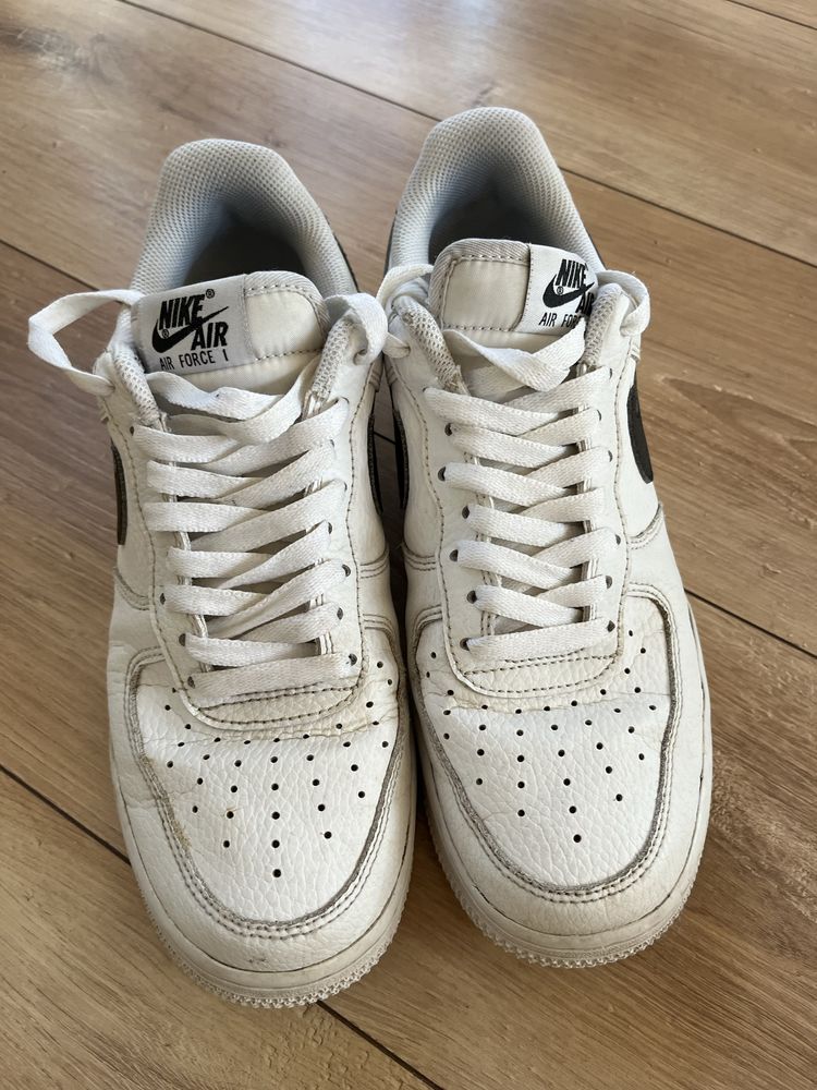 Vand Nike Air Force 1