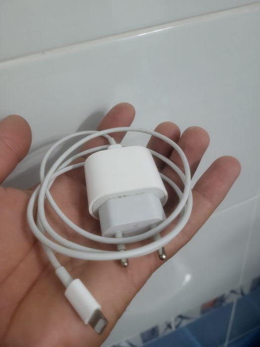 Ancarcator   iPhone  20w